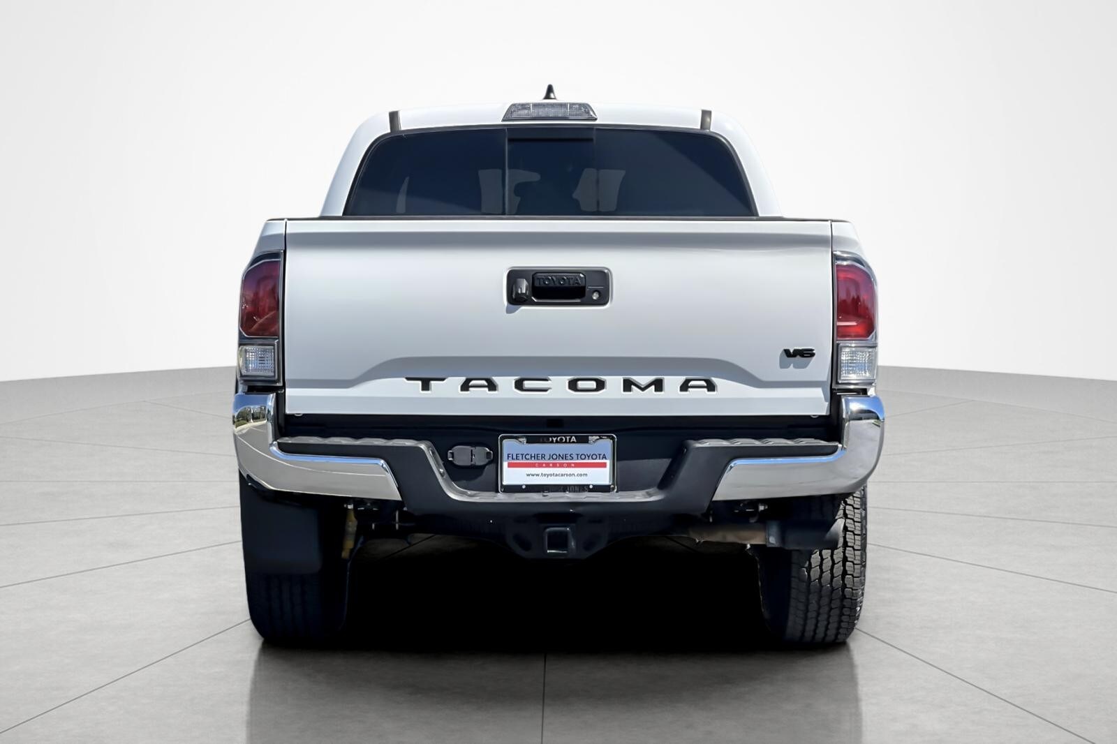 2023 Toyota Tacoma TRD photo 4