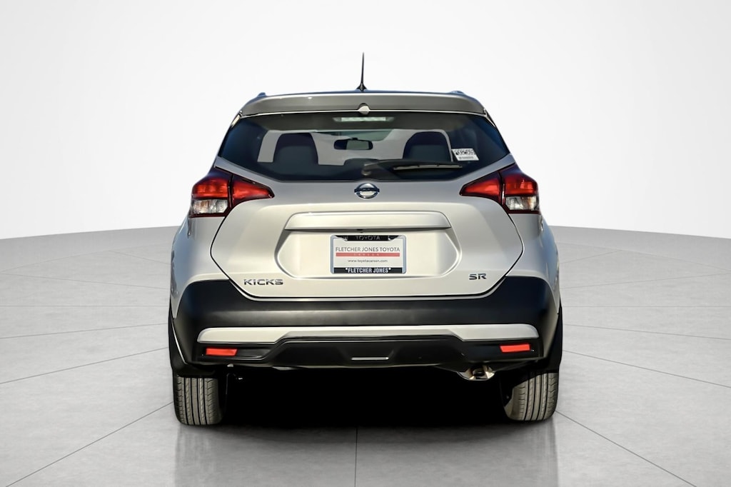 Used 2018 Nissan Kicks SR SUV