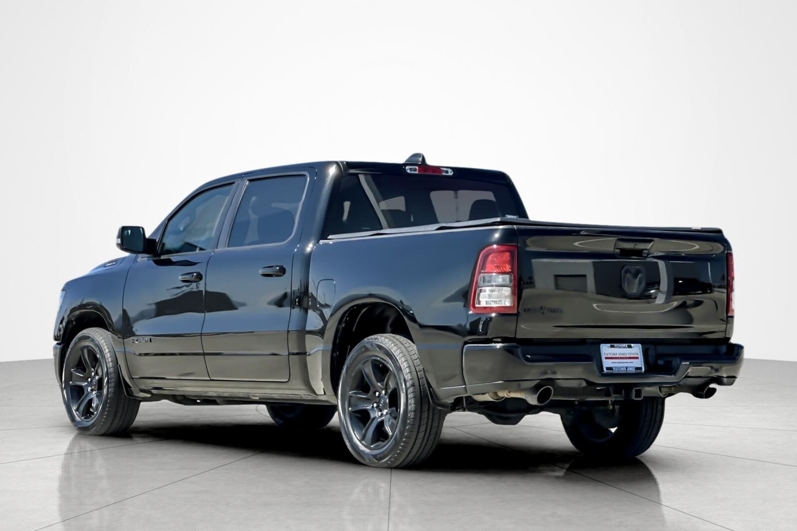 2022 Ram 1500 Big Horn photo 3