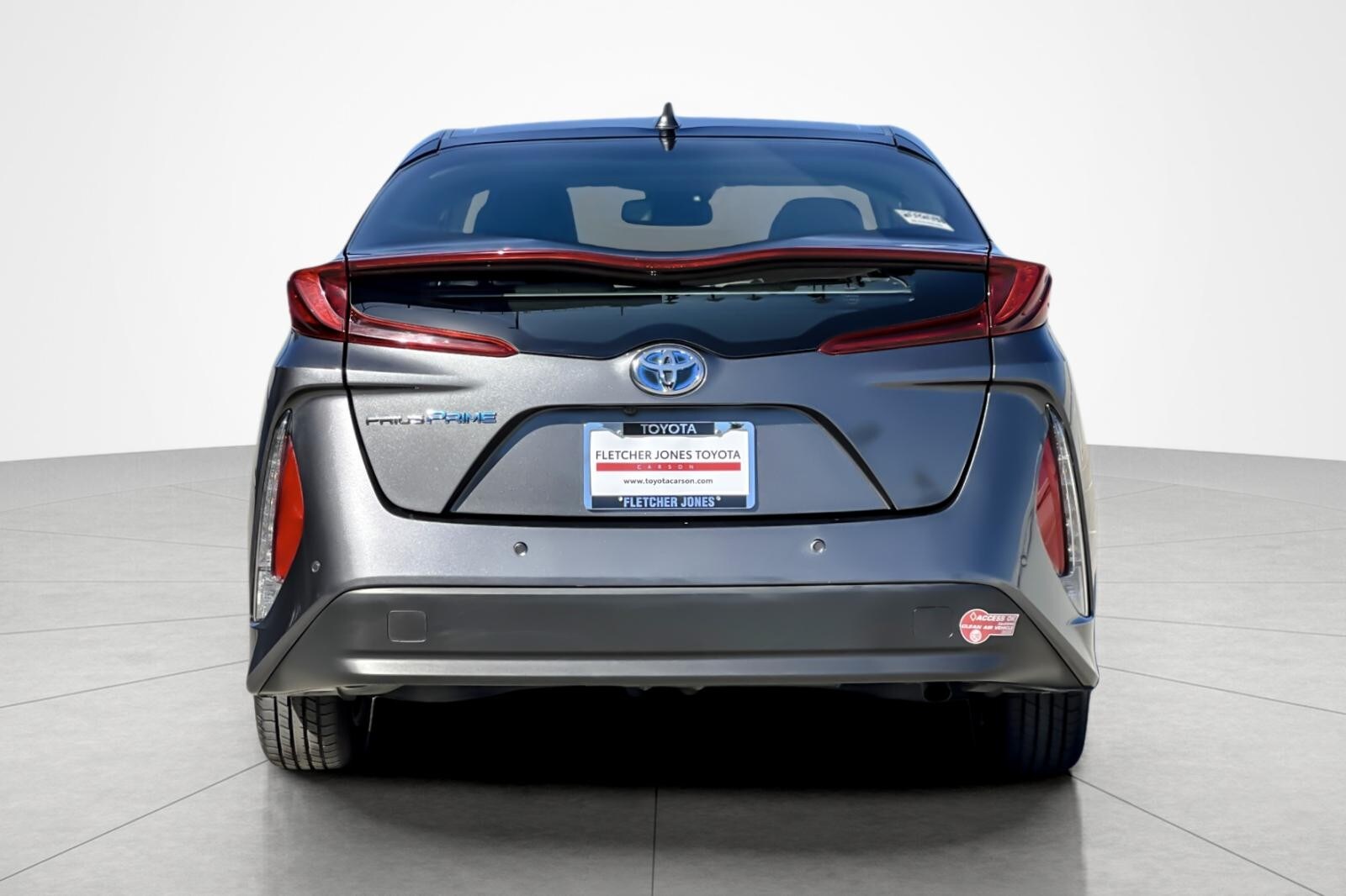 2017 Toyota Prius Prime Advanced photo 4