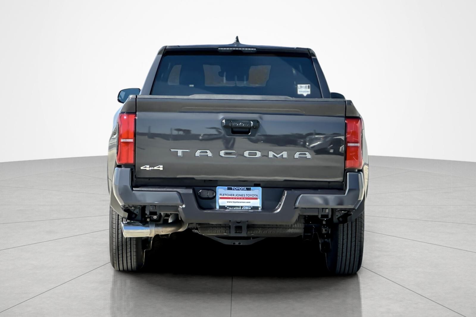 2025 Toyota Tacoma SR5 photo 4