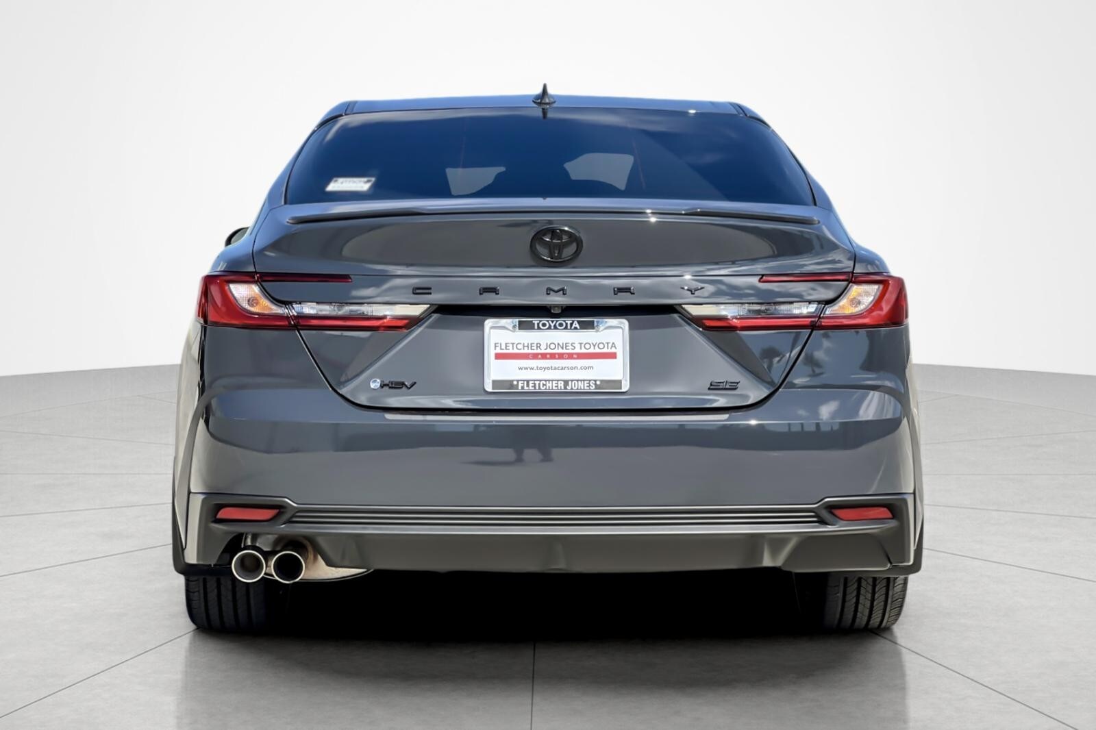 2025 Toyota Camry SE photo 3
