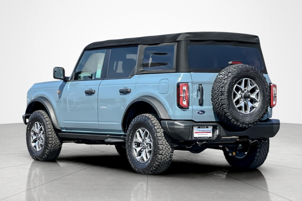 Used 2022 Ford Bronco Badlands SUV