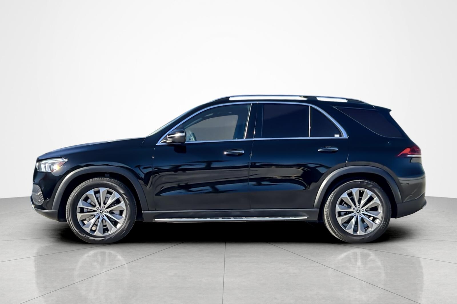 2021 Mercedes Benz GLE 350 photo 2
