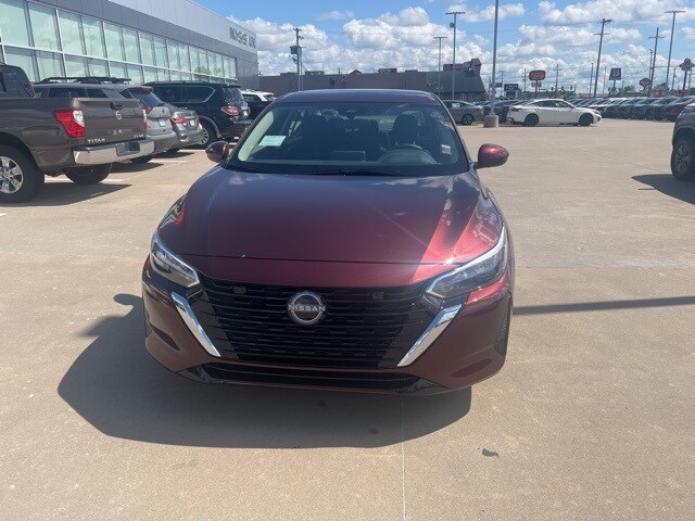 2025 Nissan Sentra SV photo 2