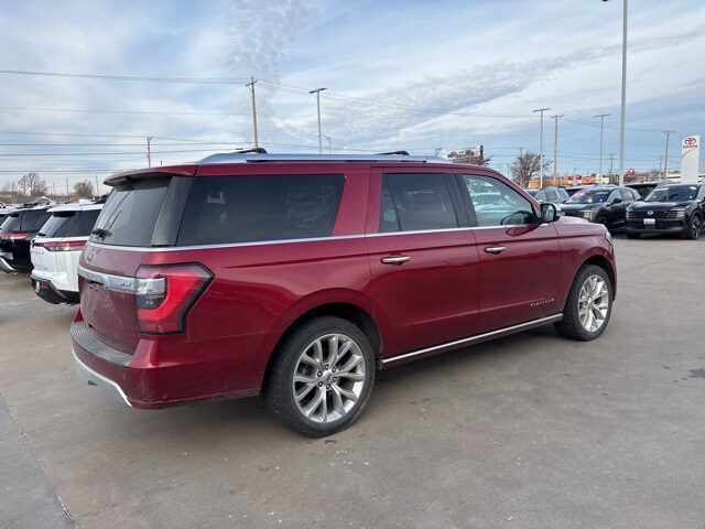 2018 Ford Expedition MAX Platinum photo 2