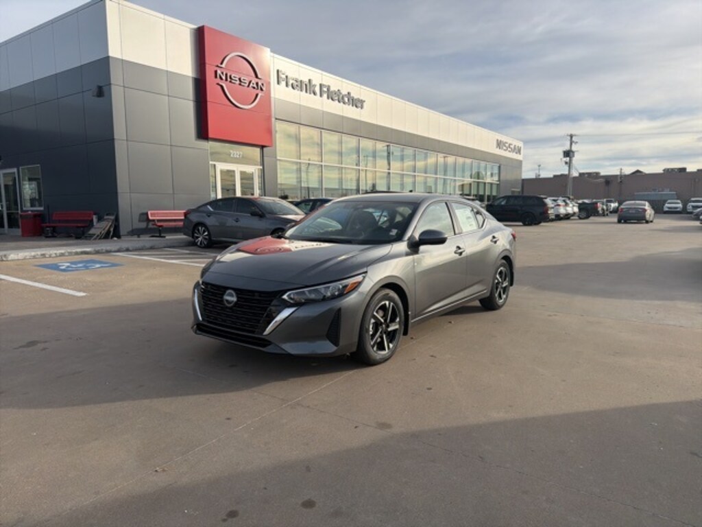New 2025 Nissan Sentra SV Sedan