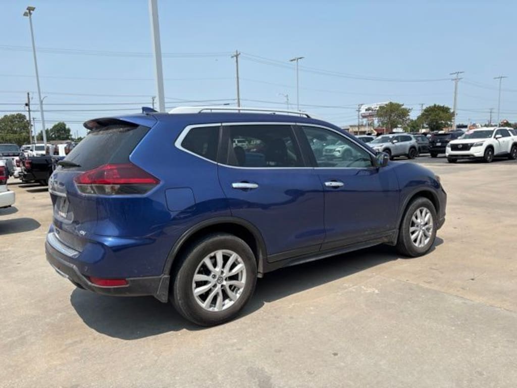 Used 2019 Nissan Rogue SV SUV