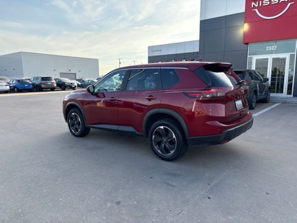Used 2025 Nissan Rogue SV SUV