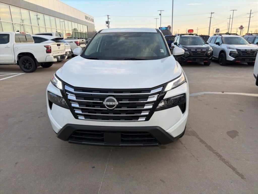 New 2026 Nissan Rogue SV SUV