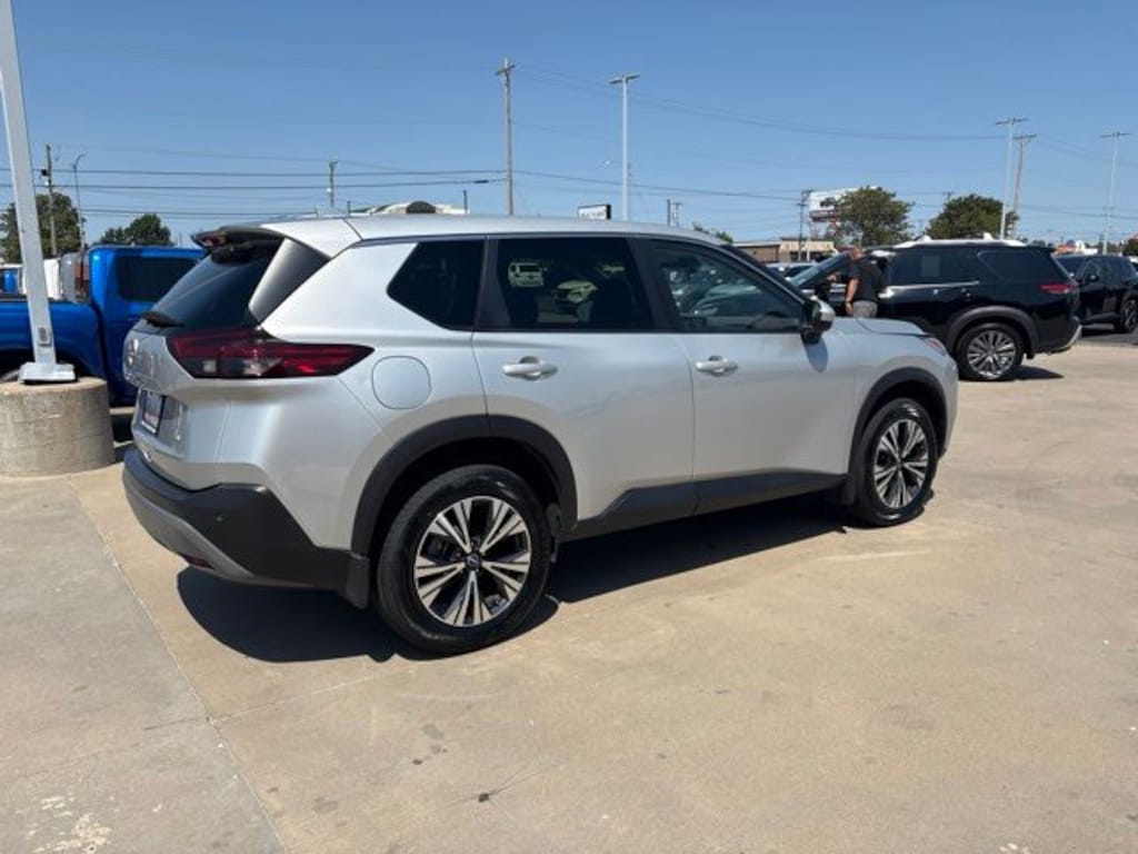 Used 2023 Nissan Rogue SV SUV