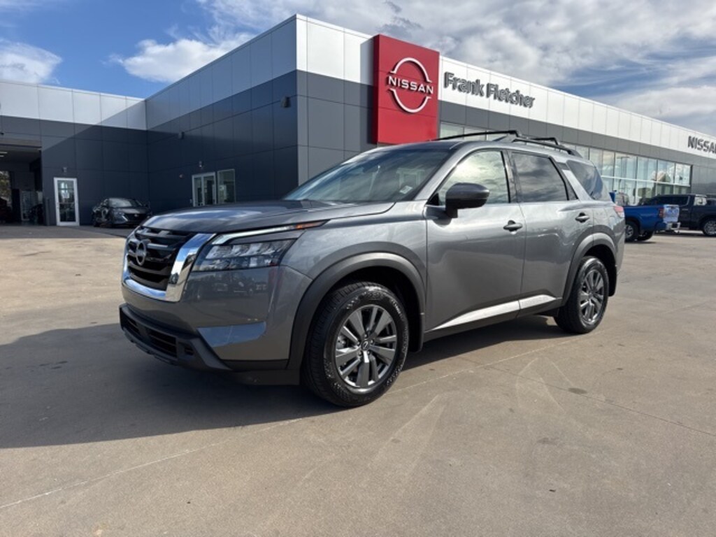 New 2025 Nissan Pathfinder SV SUV