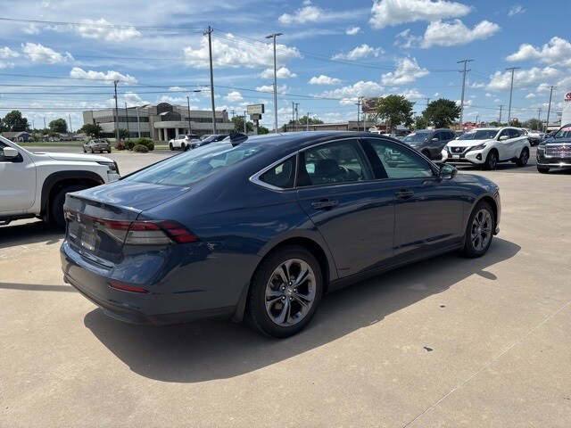 2023 Honda Accord EX photo 3