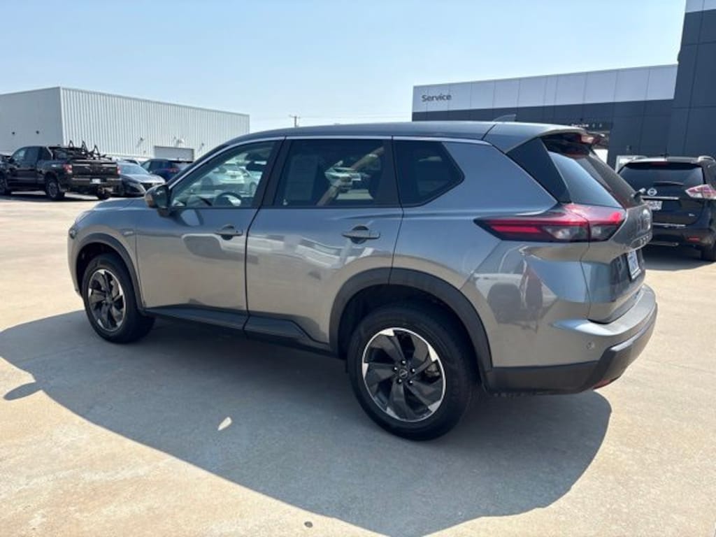 Used 2025 Nissan Rogue SV SUV