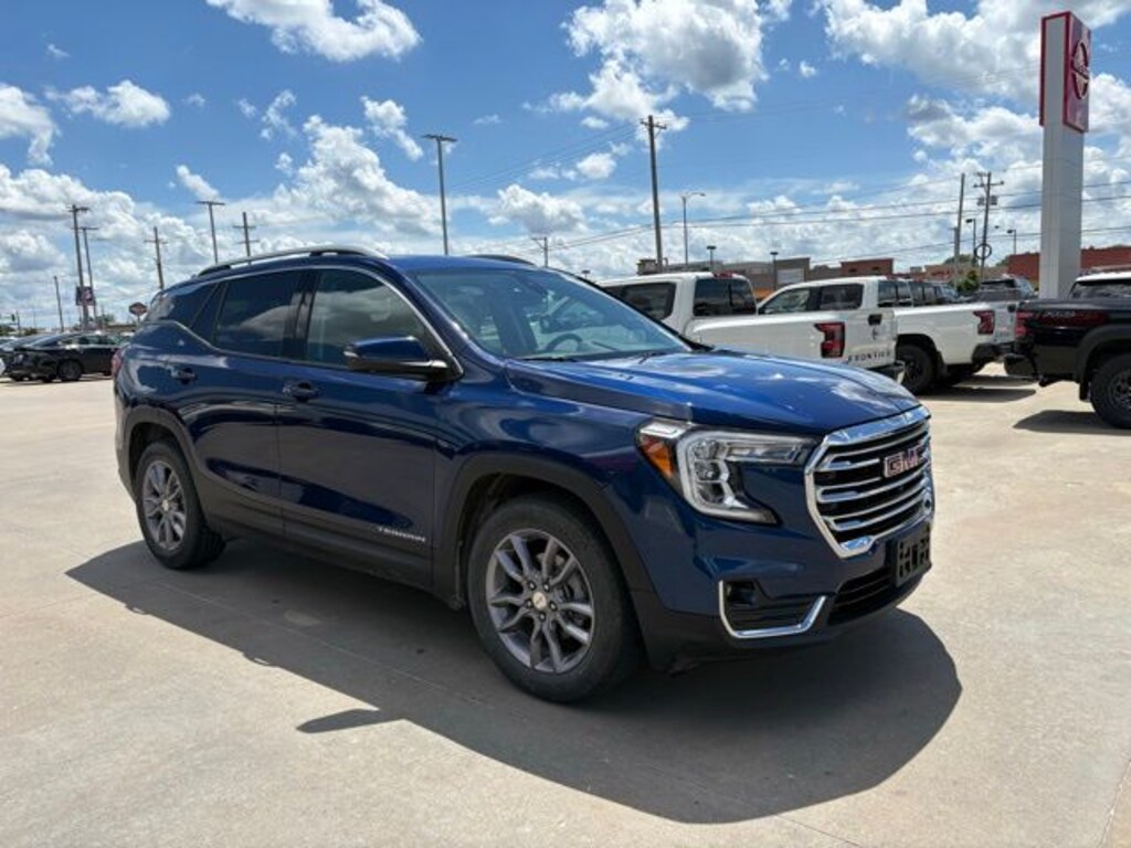 Used 2023 GMC Terrain SLT SUV