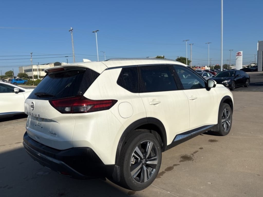 Used 2023 Nissan Rogue SL SUV