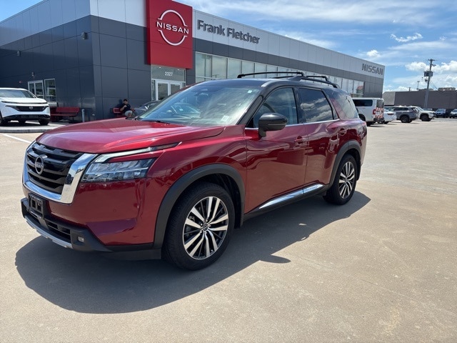 2022 Nissan Pathfinder Platinum