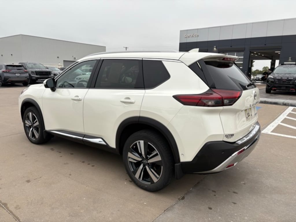 Used 2023 Nissan Rogue Platinum SUV