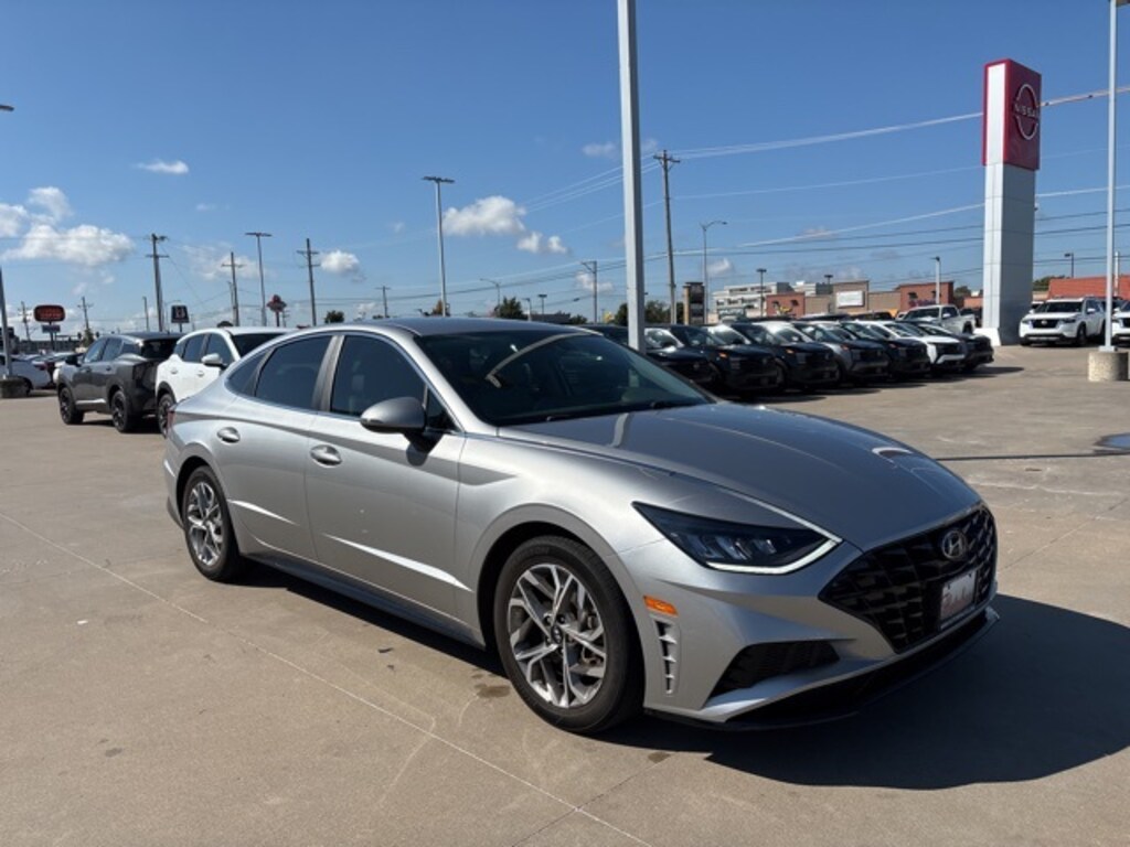 Used 2021 Hyundai Sonata SEL Sedan