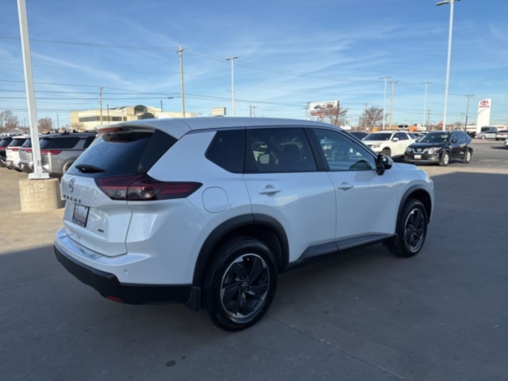Certified 2025 Nissan Rogue SV SUV