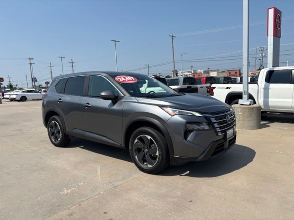 Used 2025 Nissan Rogue SV SUV