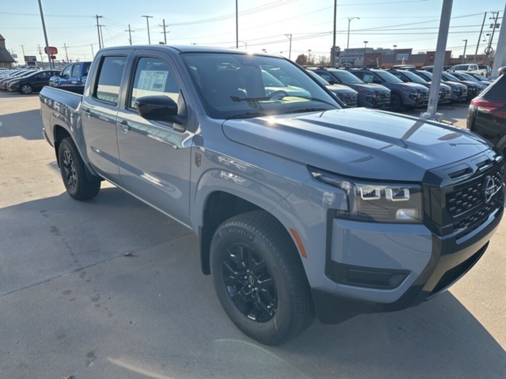 New 2026 Nissan Frontier SV Truck Crew Cab