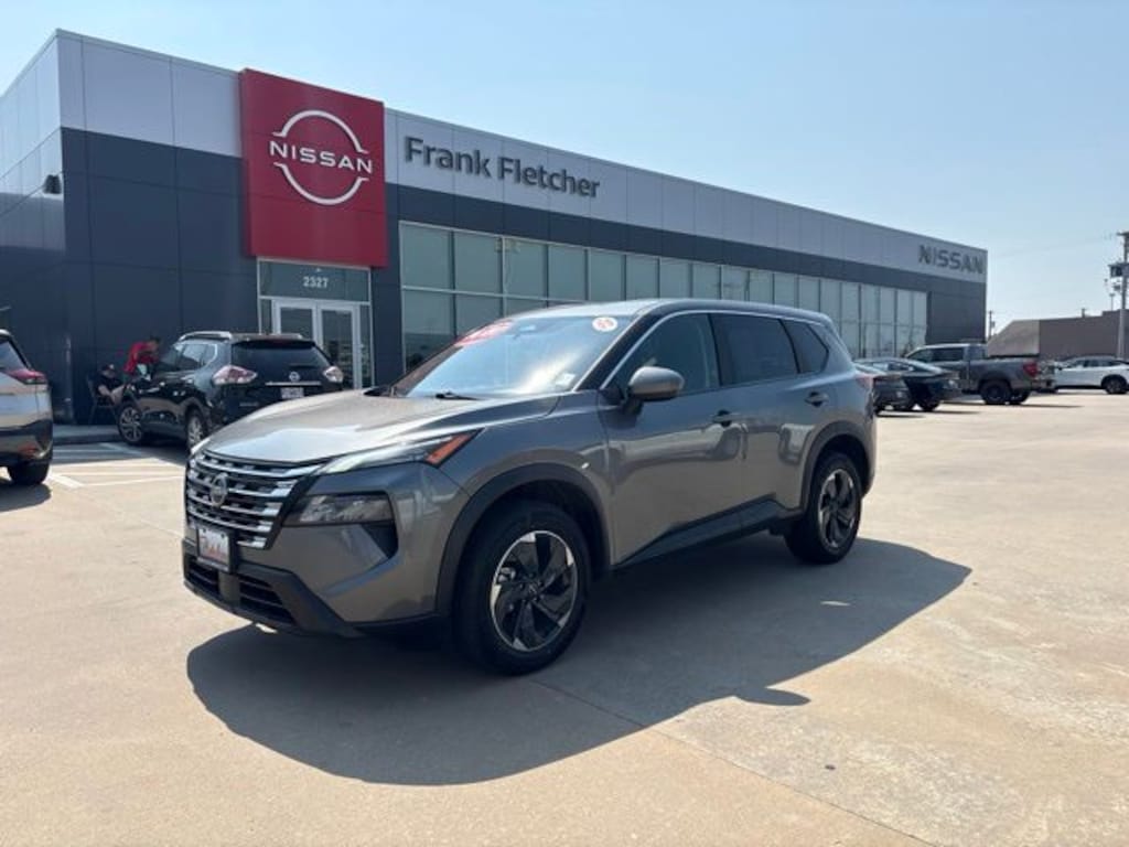 Used 2025 Nissan Rogue SV SUV