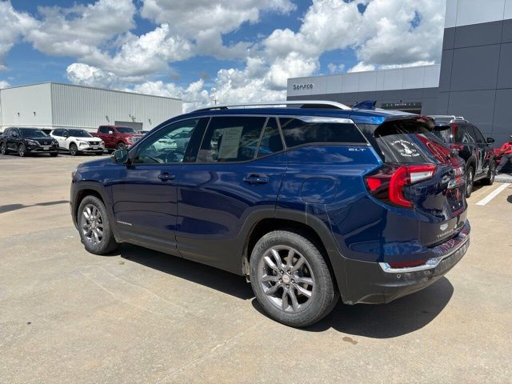 Used 2023 GMC Terrain SLT SUV