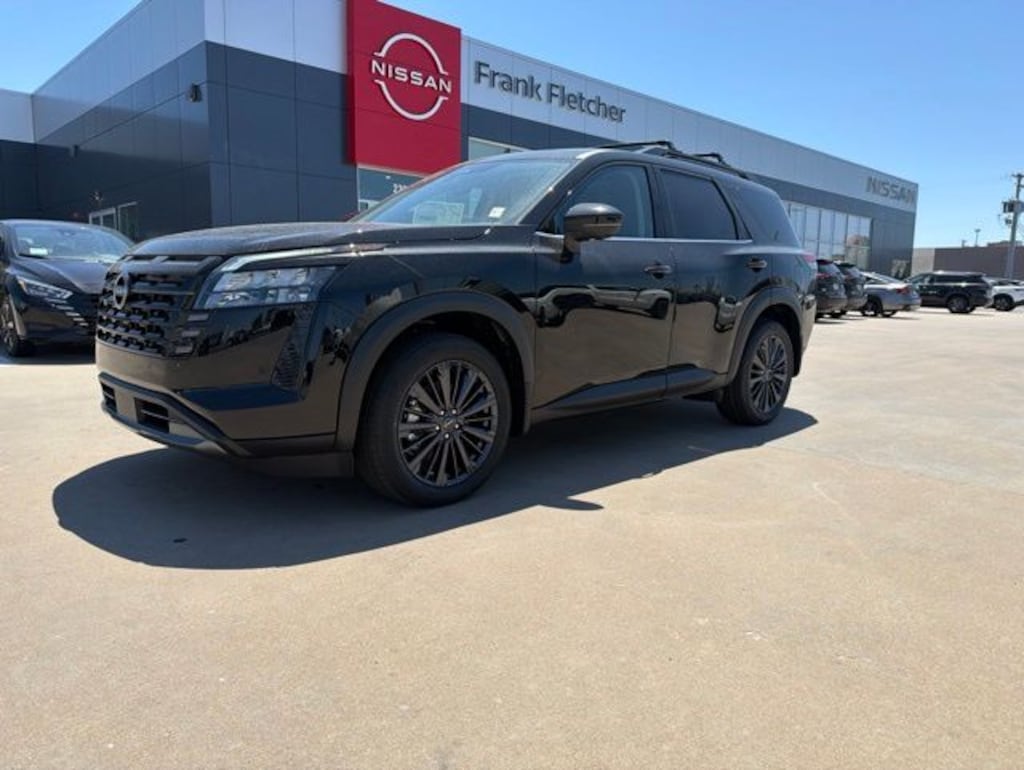 New 2026 Nissan Pathfinder SL SUV
