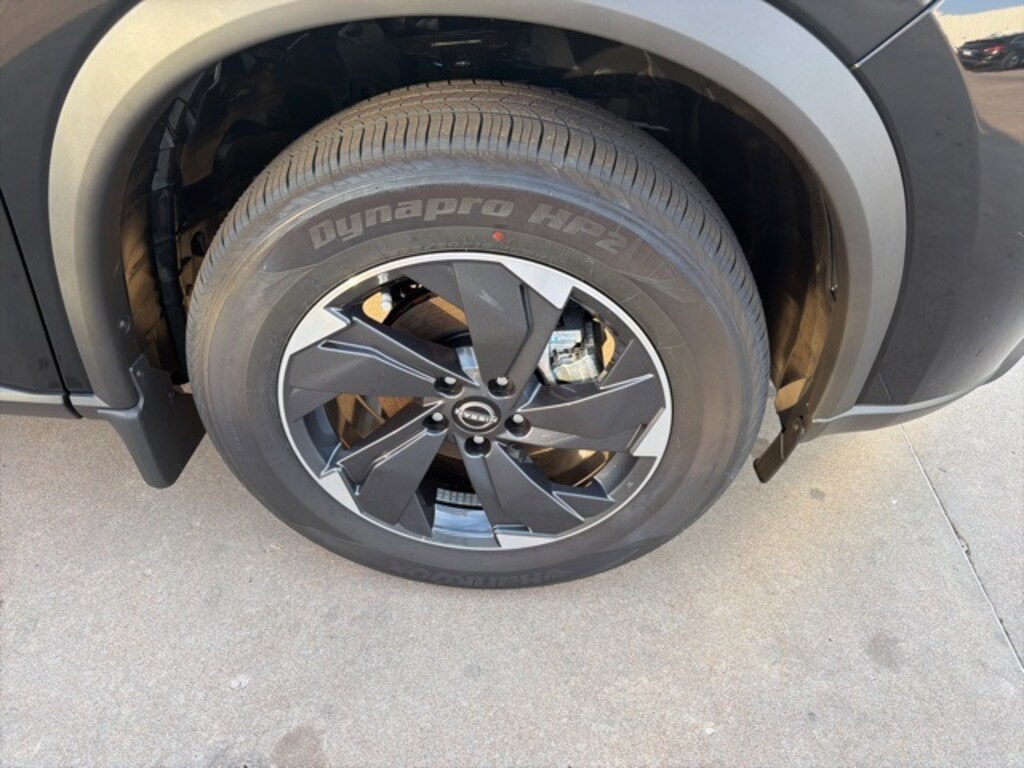 New 2026 Nissan Rogue SV SUV