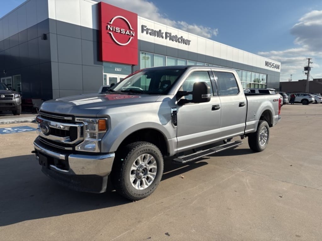 Used 2020 Ford F-250SD XLT Truck Crew Cab