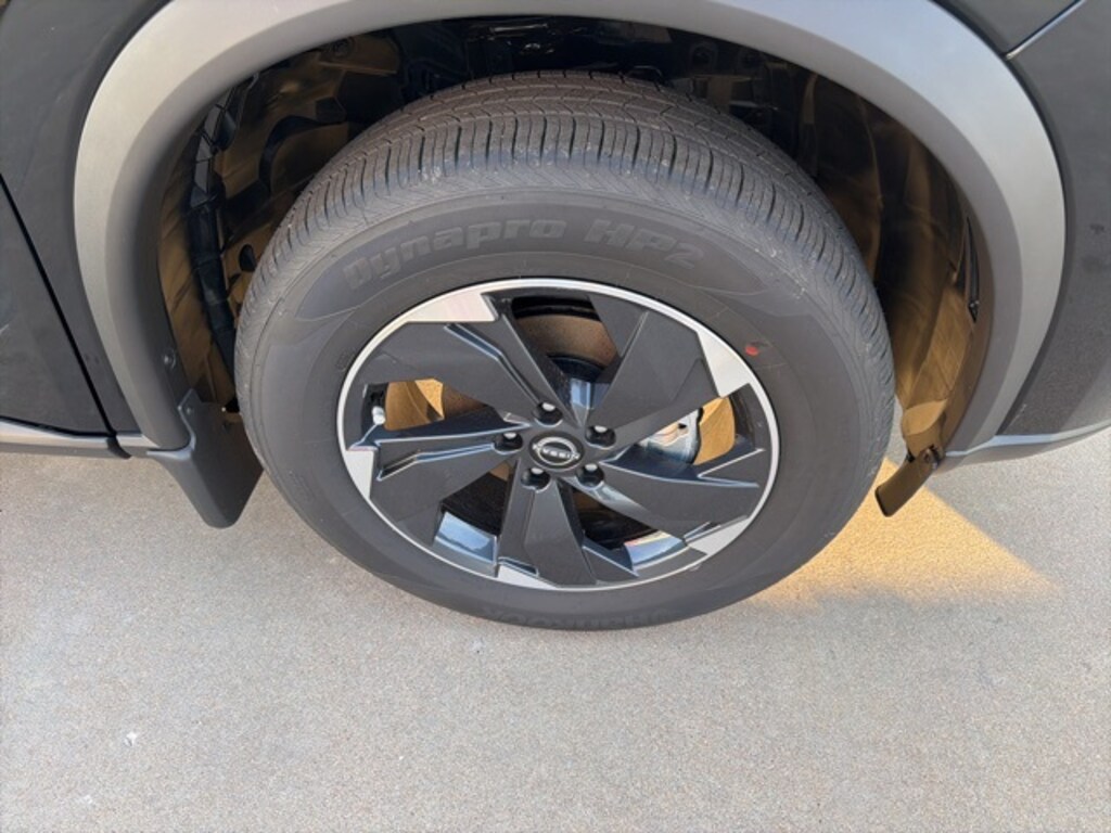 New 2026 Nissan Rogue SV SUV