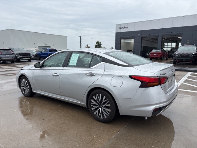 2024 Nissan Altima 2.5 SV photo 4