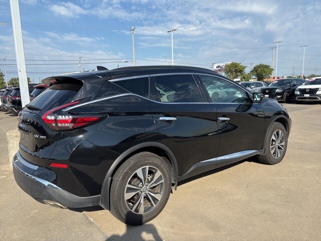 2021 Nissan Murano SV photo 3