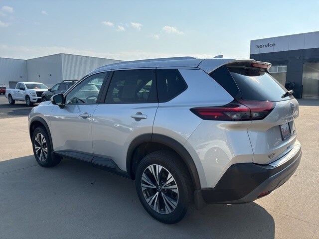 2023 Nissan Rogue SV photo 4