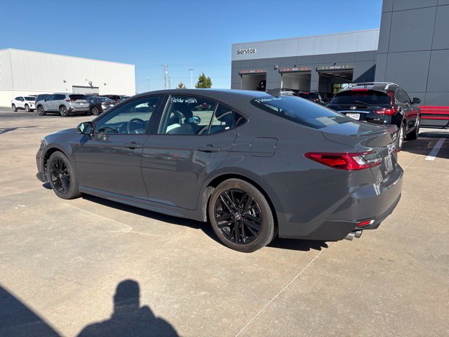Used 2025 Toyota Camry SE Sedan