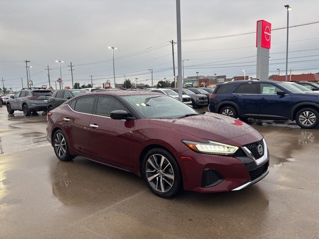 2020 Nissan Maxima S photo 2