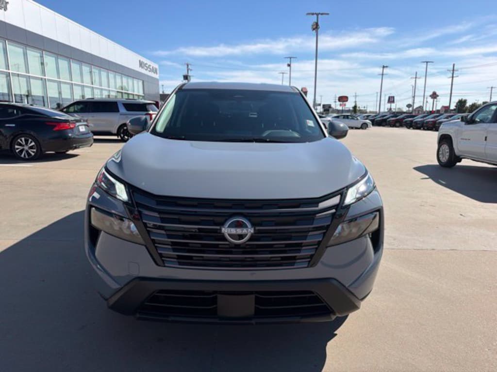 New 2026 Nissan Rogue SV SUV