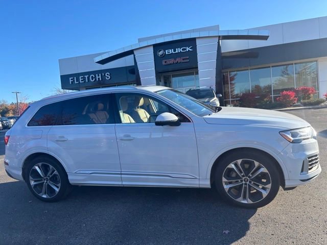 2022 Audi Q7 Prestige photo 4
