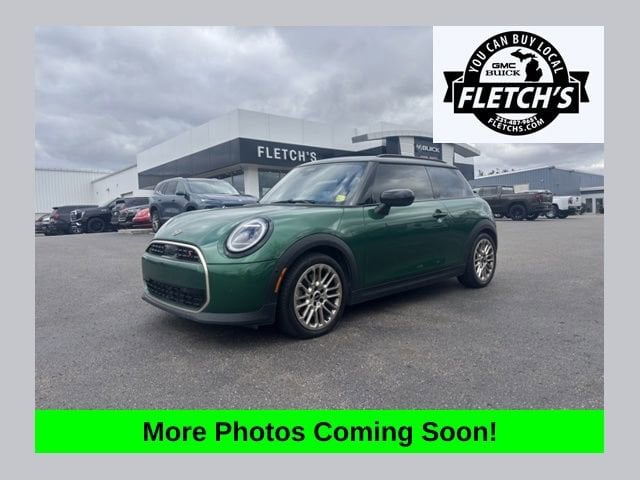 2025 MINI Hardtop 2 Door S's photo