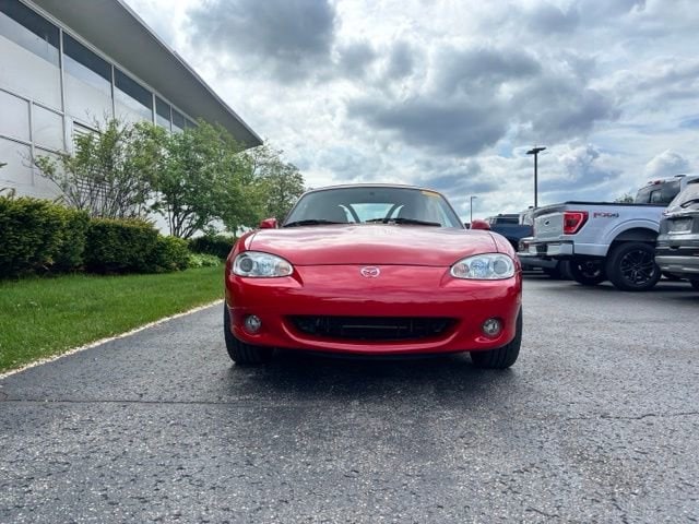 Used 2002 Mazda Miata Cloth with VIN JM1NB353620226423 for sale in Petoskey, MI