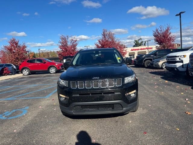 Used 2019 Jeep Compass Latitude with VIN 3C4NJDBB4KT641568 for sale in Petoskey, MI