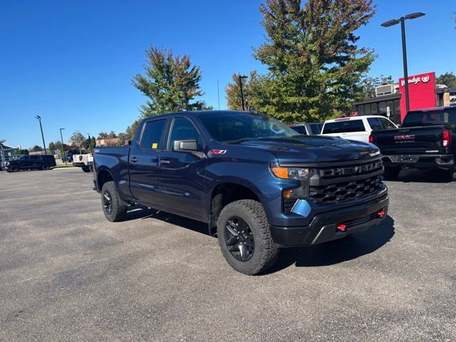 2022 Chevrolet Silverado 1500 Custom Trail Boss photo 2