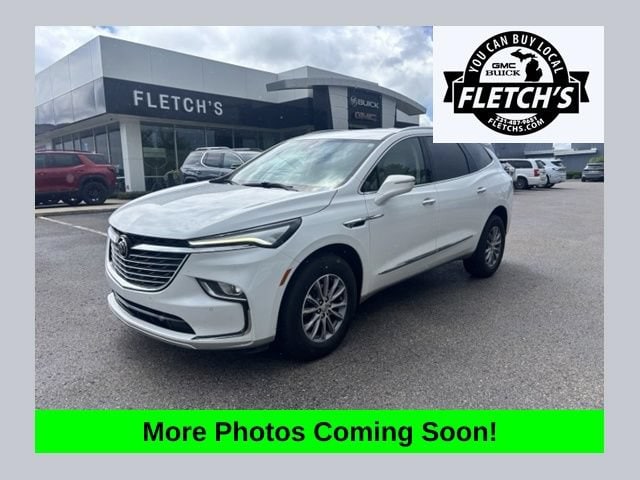 2024 Buick Enclave Essence AWD's photo