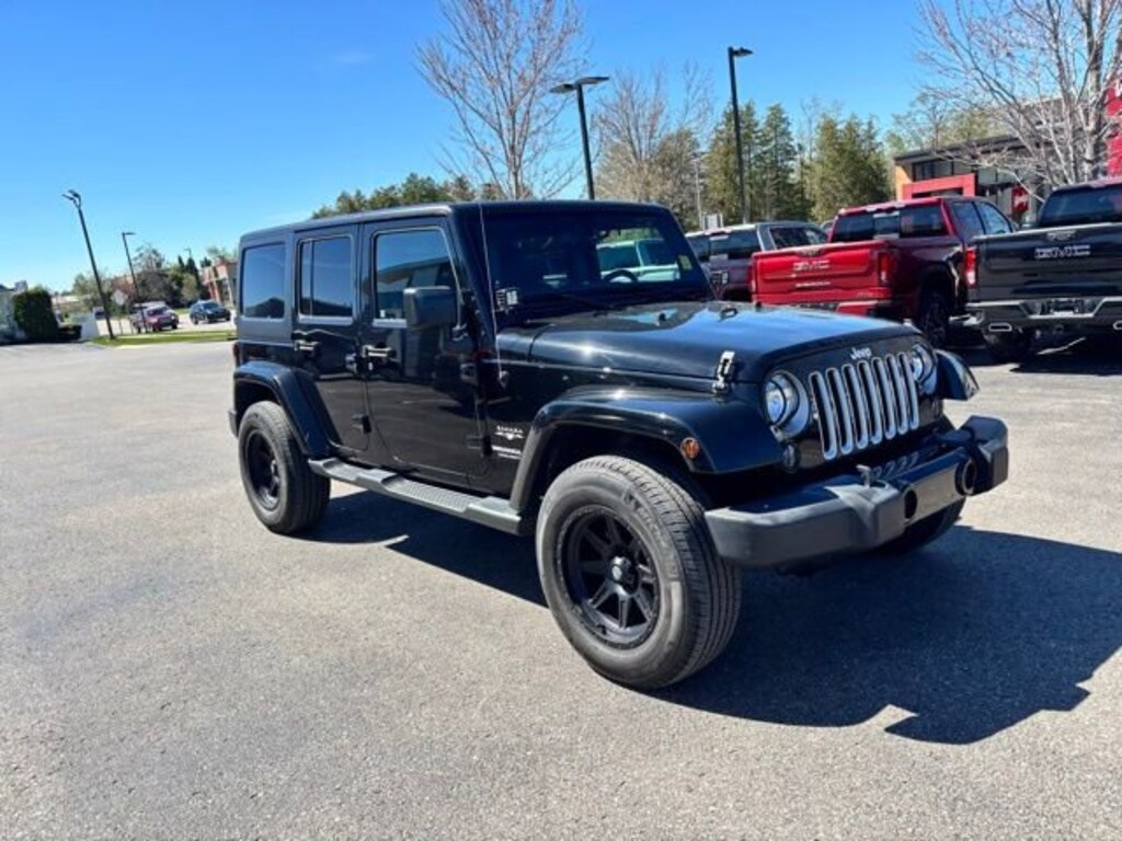 Used 2016 Jeep Wrangler Unlimited Sahara