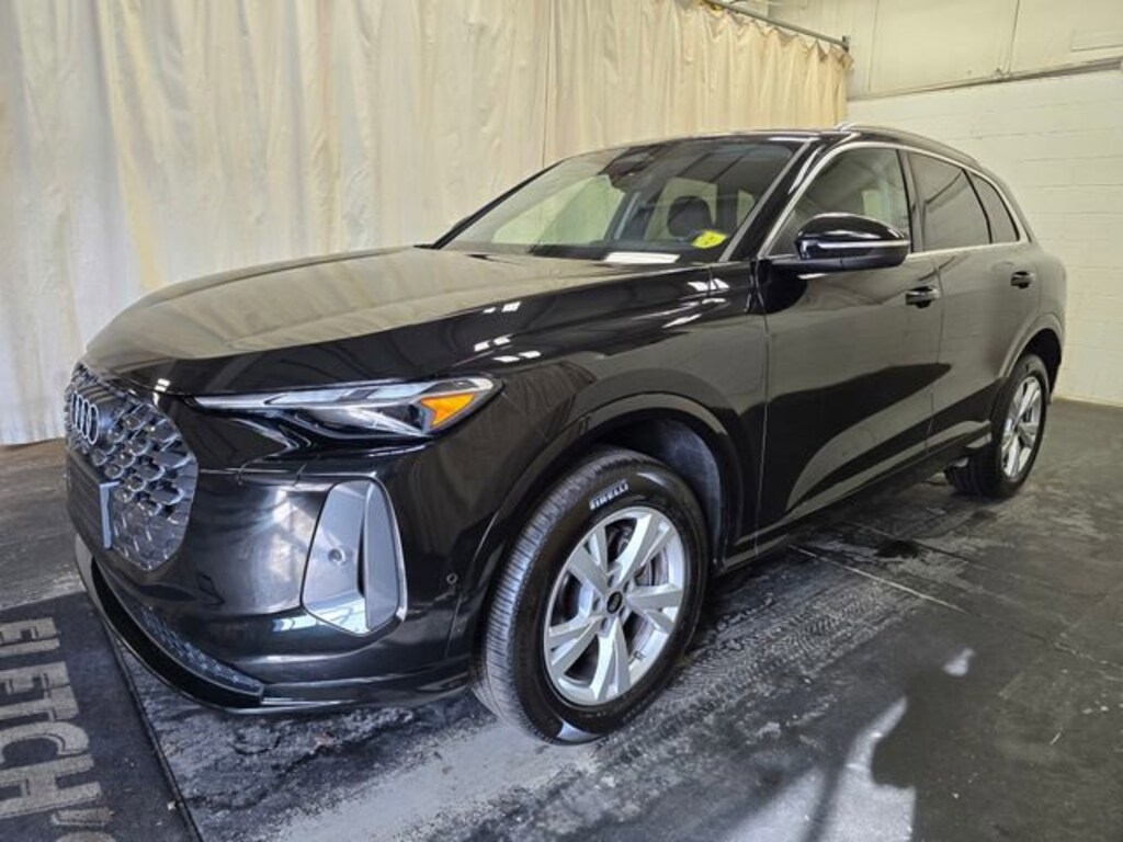 Used 2025 Audi Q5 Premium