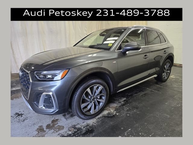 2024 Audi Q5 45 Premium's photo
