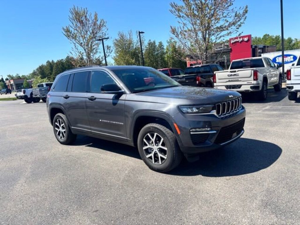 Used 2025 Jeep Grand Cherokee Limited