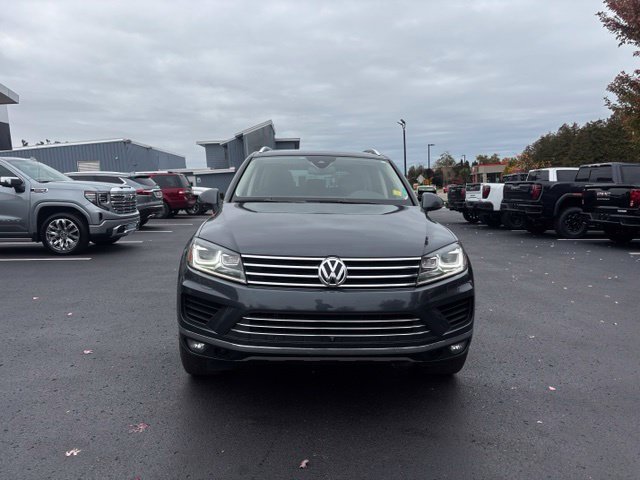 Used 2016 Volkswagen Touareg Executive with VIN WVGEF9BP4GD001041 for sale in Petoskey, MI