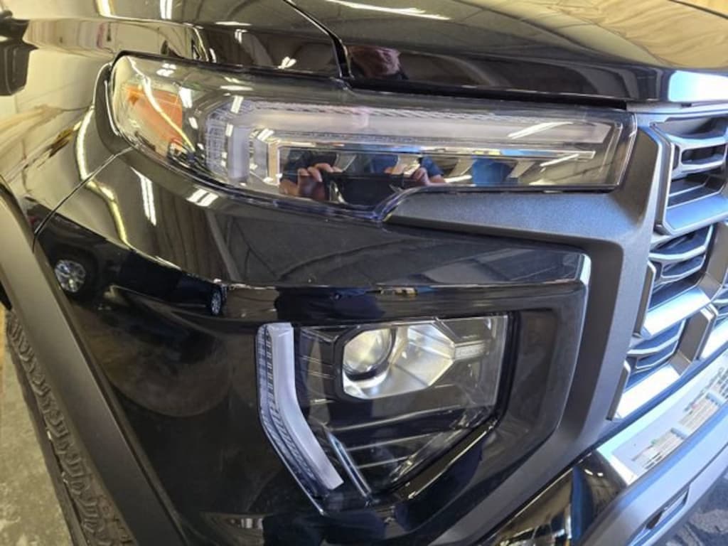 New 2026 GMC Canyon AT4 Truck